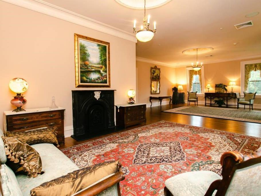 Silas W Robbins B&B Wethersfield ภายนอก รูปภาพ
