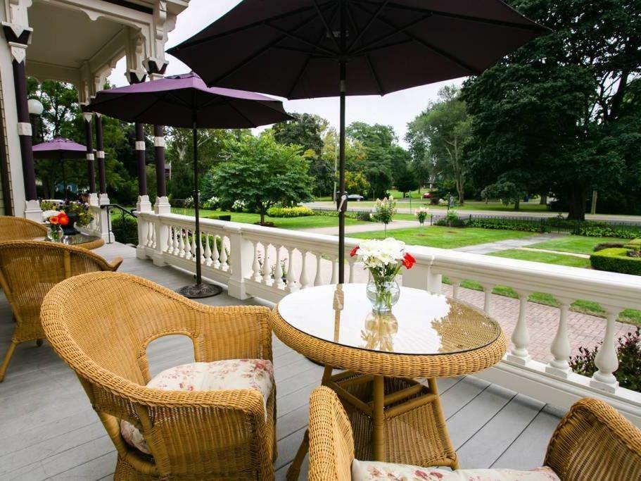 Silas W Robbins B&B Wethersfield ภายนอก รูปภาพ